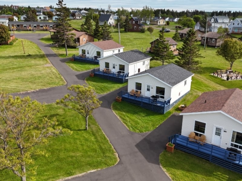 Cavendish Country Inn & Cottages